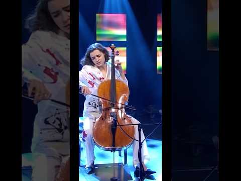 Live on German TV, playing Bach’s music from 1717 on a Stradivari cello built in 1717😉