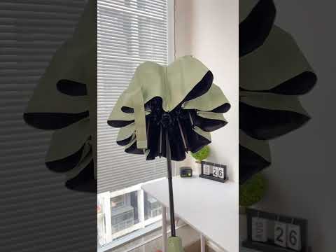 Automatically opens &amp; closes: your ultimate rainy day companion! #umbrella
